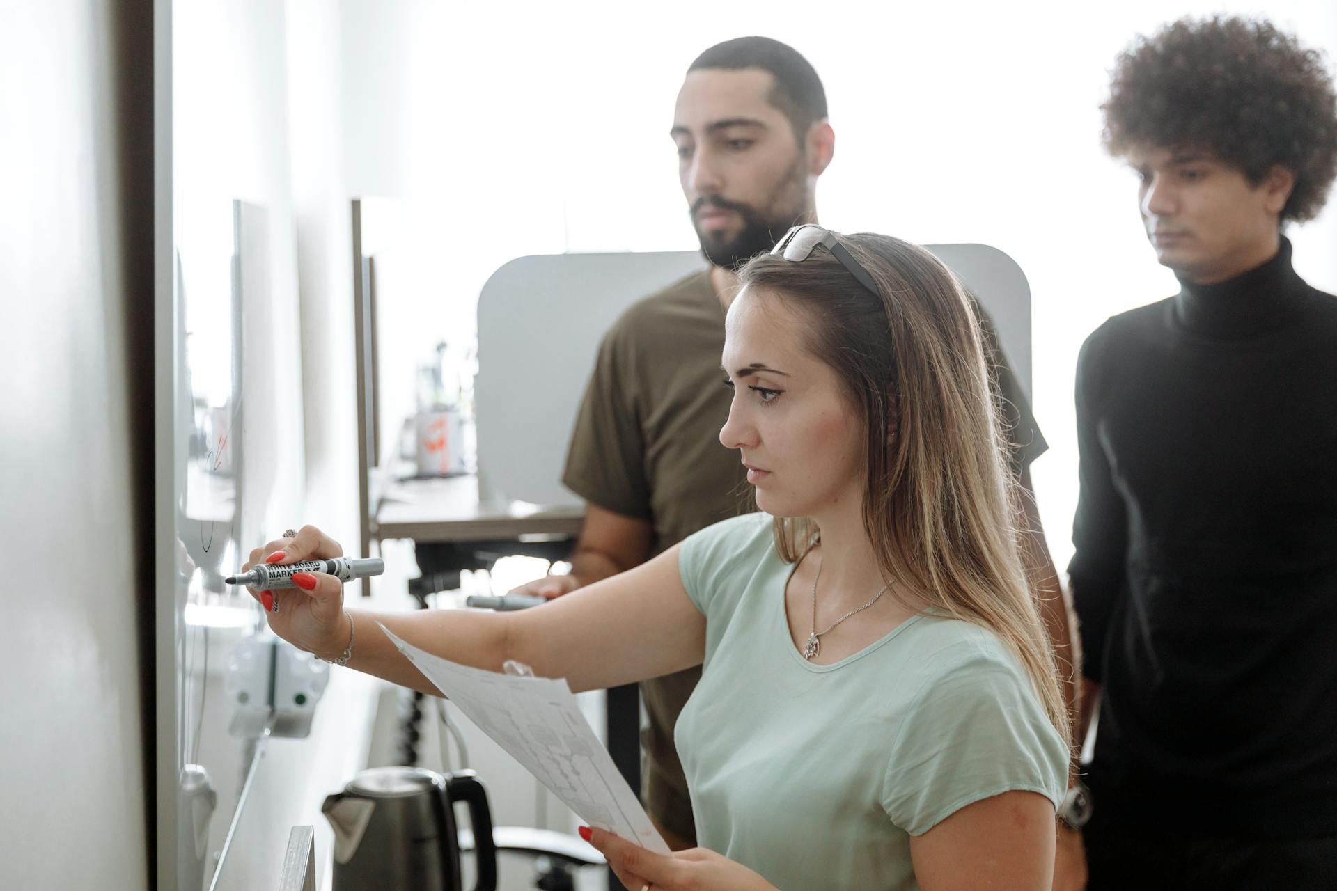 Outsourcing inefficiencies in UX Design: why small, experienced teams are more effective